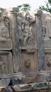 Sebasteion Anıtı 18