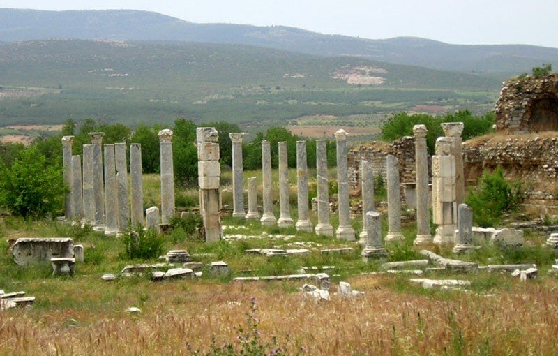 Tetrastoon ve Tiyatro Hamamı