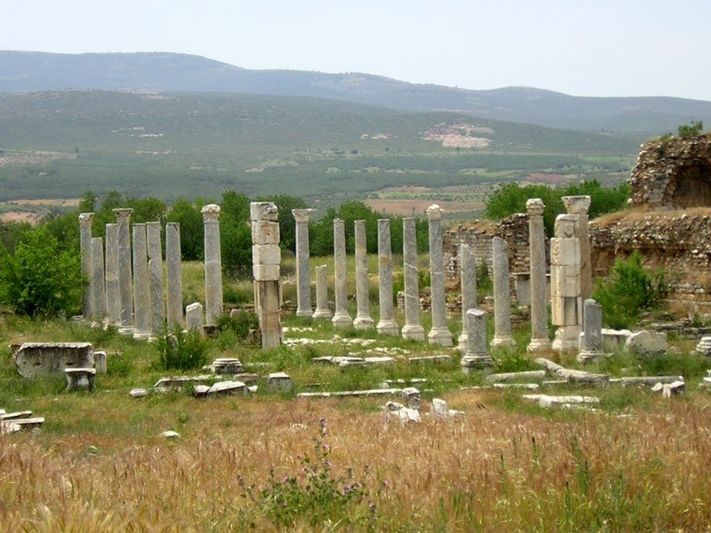 Tetrastoon ve Tiyatro Hamamı